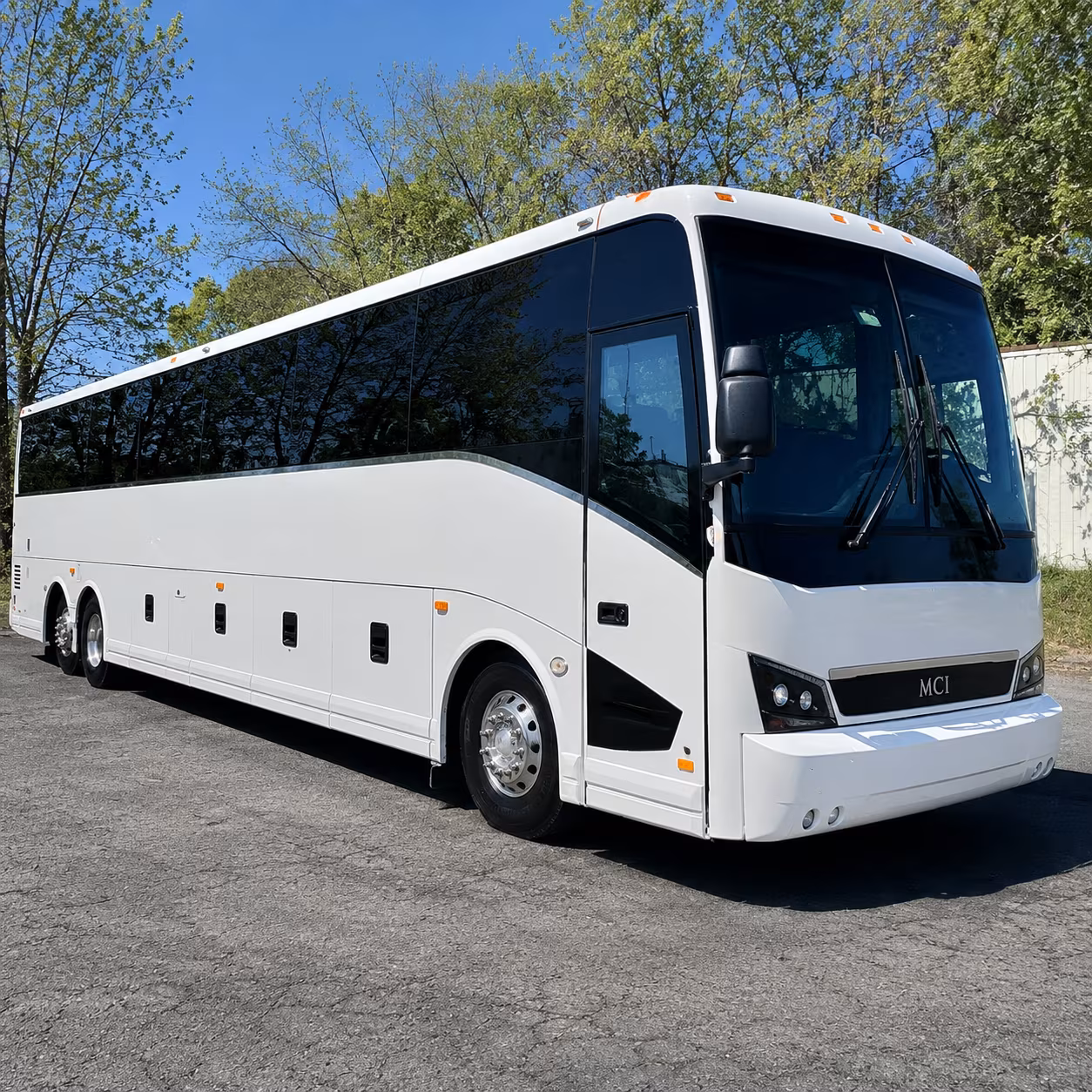 why a bus makes your jupiter wedding weekend so much easier